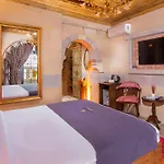 Cappadocia Chiaro Otel *